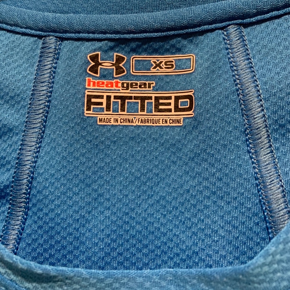 Under Armour Fitted Shirt - Picture 3 of 3